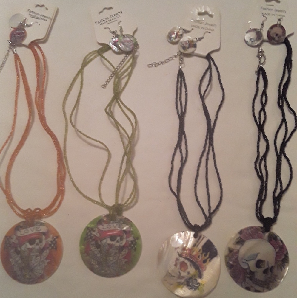 Fashion jewelry necklace and earrings set